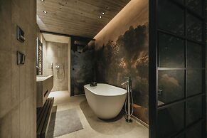 Black Eagle Luxury Appartements