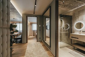 Black Eagle Luxury Appartements