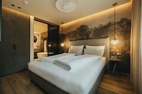 Black Eagle Luxury Appartements