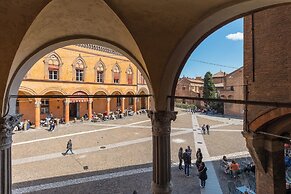 Santo Stefano Elegant Apartment