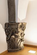 Santo Stefano Elegant Apartment