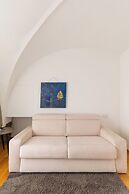 Santo Stefano Elegant Apartment