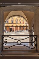 Santo Stefano Elegant Apartment