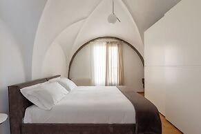 Santo Stefano Elegant Apartment