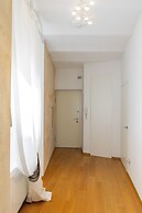 Santo Stefano Elegant Apartment