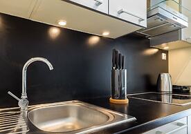 Elegance in Vouliagmeni