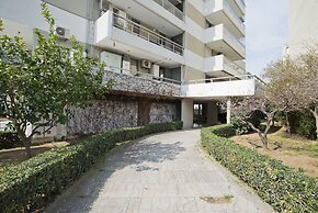 Belle Helene in Alimos