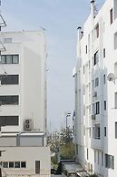 Belle Helene in Alimos