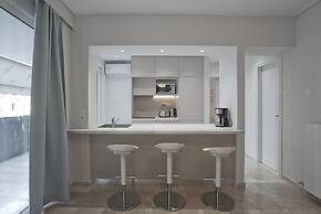 Belle Helene in Alimos