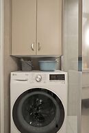 Belle Helene in Alimos