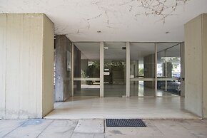 Belle Helene in Alimos