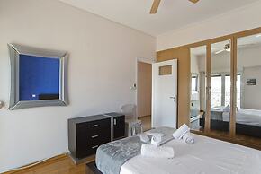 N N Moschato Seaviews