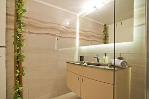 Jasmine in Athens With 1 Bedrooms and 1 Bathrooms