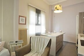 Coastal Charm in Piraeus