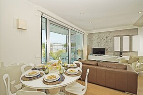 Bristol Exclusive 2-5 by Wonderful Italy