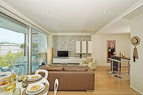 Bristol Exclusive 2-5 by Wonderful Italy