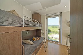 Bristol Exclusive 2-5 by Wonderful Italy