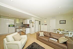 Bristol Exclusive 2-5 by Wonderful Italy