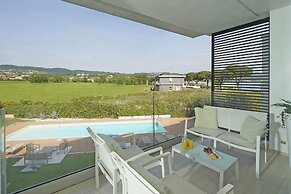 Bristol Exclusive 2-5 by Wonderful Italy