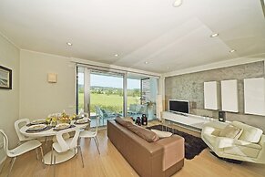 Bristol Exclusive 2-5 by Wonderful Italy