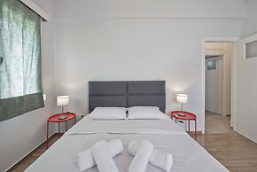 Alemar in Kalithea With 1 Bedrooms and 1 Bathrooms