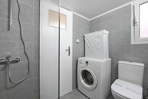 Alemar in Kalithea With 1 Bedrooms and 1 Bathrooms