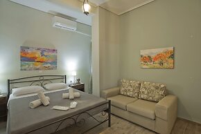 Ellie s Home in Moschato