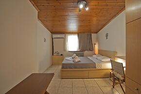 Apos Place in Pefki With 1 Bedrooms and 1 Bathrooms