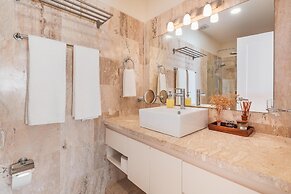 Villa w Jacuzzi Maid at Casa de Campo A8