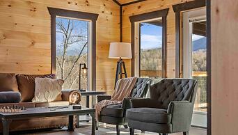 Hidden Gem Masterpiece By Ghosal Luxury Lodging