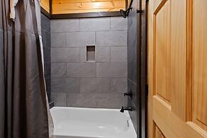 Hidden Gem Masterpiece By Ghosal Luxury Lodging