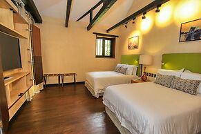 UVENCE GARDEN HOTEL