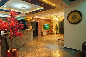 Rolarz Resorts & Hotel