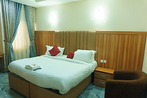 Rolarz Resorts & Hotel