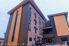 Rolarz Resorts & Hotel