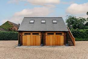 Hygge Lodge - From 110 Per Night