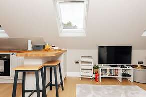 Hygge Lodge - From 110 Per Night