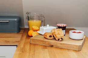 Hygge Lodge - From 110 Per Night