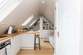 Hygge Lodge - From 110 Per Night