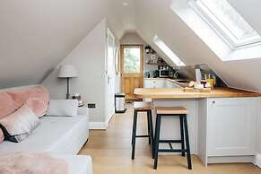 Hygge Lodge - From 110 Per Night