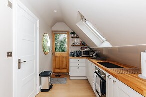 Hygge Lodge - From 110 Per Night