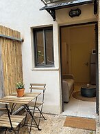 Haifa Downtown Eco Apt by Sea N' Rent