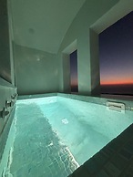 Kudos Suites Firostefani
