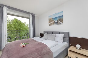 Avangard Świnoujście by Renters
