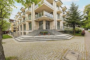 Avangard Świnoujście by Renters