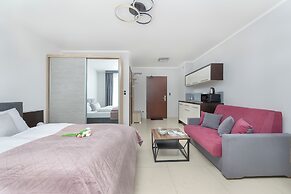 Avangard Świnoujście by Renters