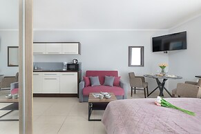 Avangard Świnoujście by Renters