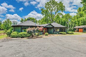 Peaceful Concord Cabin Near Parks & Hiking!