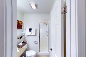 Ww I303 Guadalupe Paradise! 3 Bedroom Condo by RedAwning