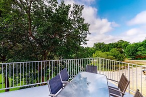 Ww I303 Guadalupe Paradise! 3 Bedroom Condo by RedAwning